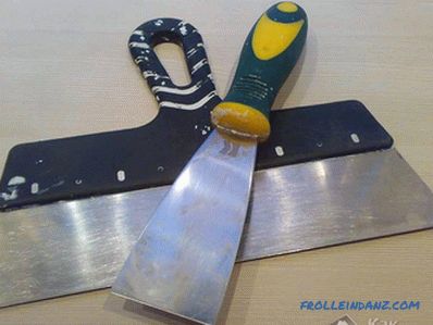 Как да премахнете жълтото петно ​​на тавана